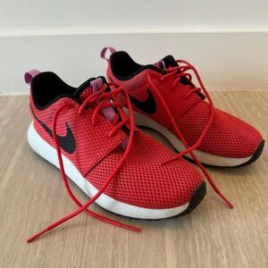 Nike roshe youth golf sneakers - Like New, Sz 3Y